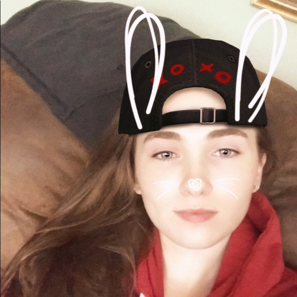 Meet your Posher, Sara - Picture 1 of 1